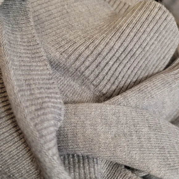 Soft Gray Cashmere Sweater - Picture 7 of 7
